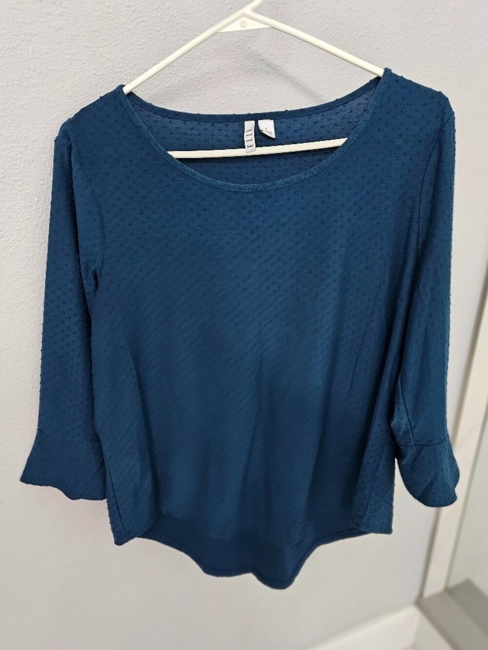 Elle Pullover Top - Size L